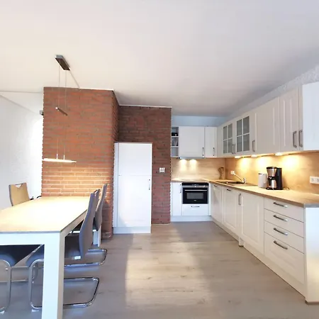 شقة 024 In Tossens *